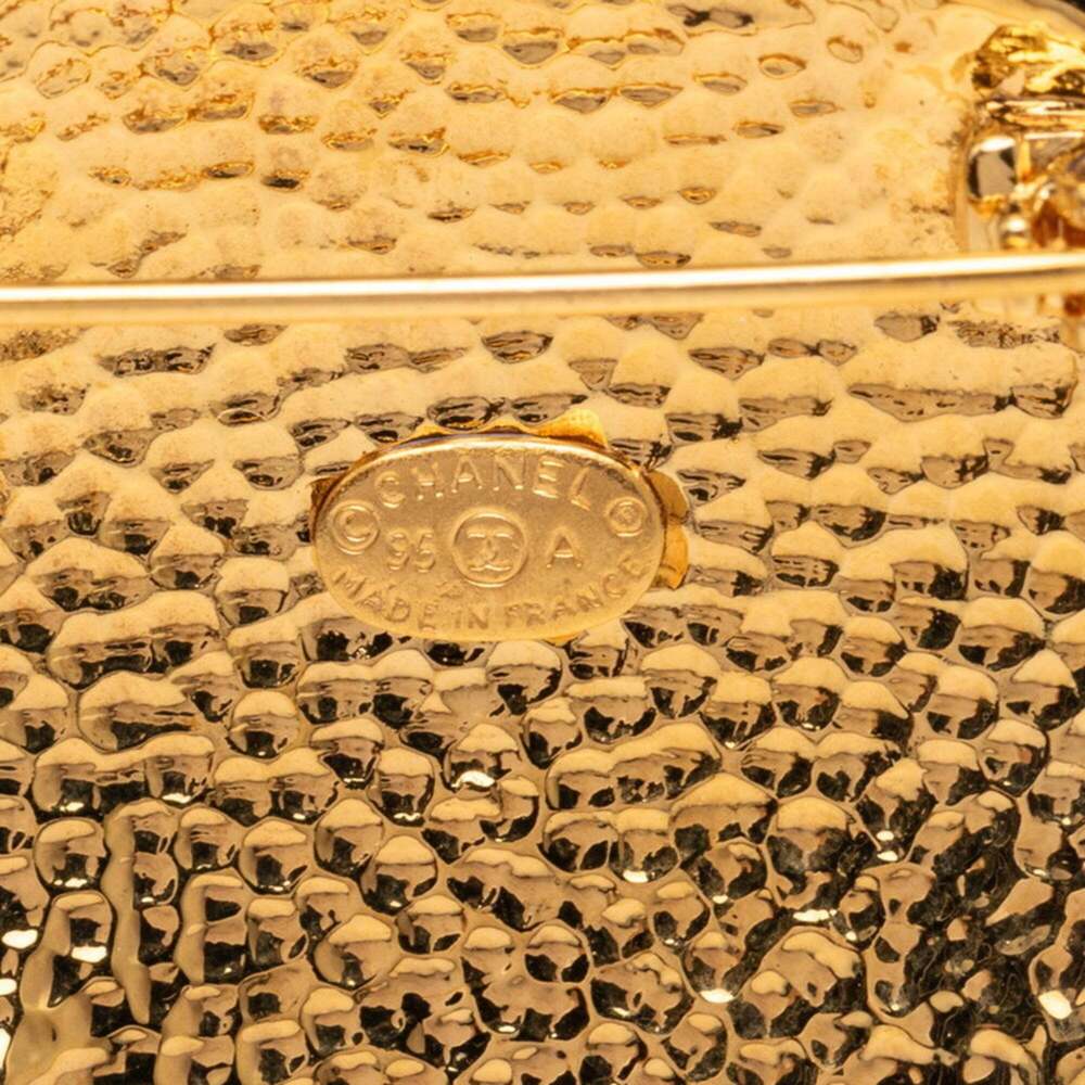 CHANEL Vintage Gold Logo Brooch - Picture 3 of 3